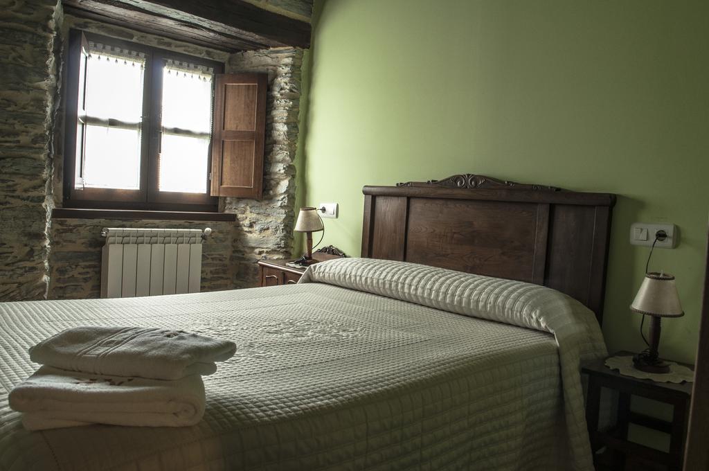 Apartamentos A Retoral Coana Ruang foto